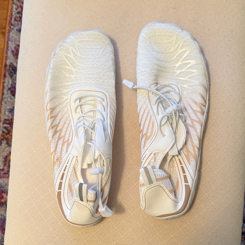 Peak Performance White and Tan Women's Athletic Shoes